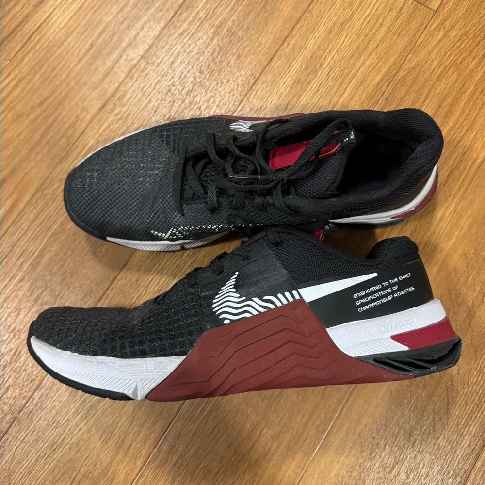 Nike Metcon 8 Training Shoes - Harvard Crimson Colorway